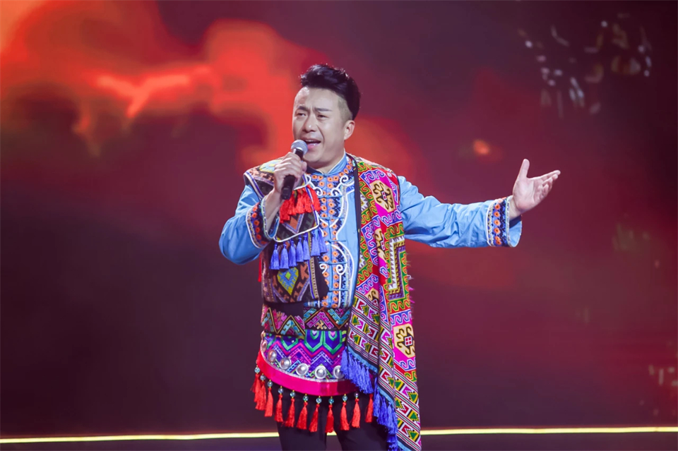 立异引领价值 理想成绩未来——庆祝yp街机智能建设25周年表扬大会暨文艺晚会盛大举行