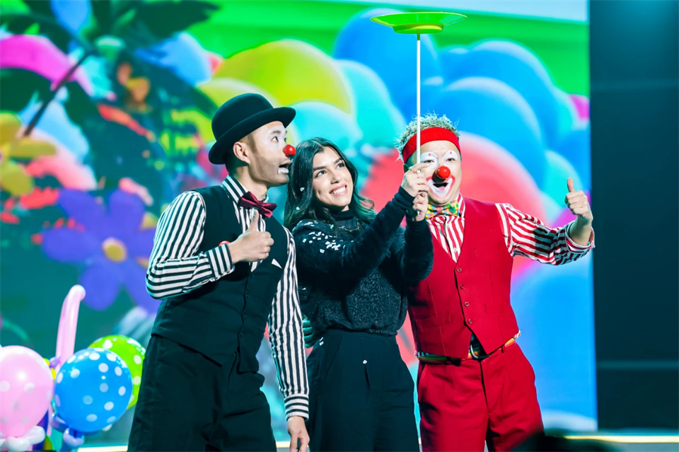 立异引领价值 理想成绩未来——庆祝yp街机智能建设25周年表扬大会暨文艺晚会盛大举行