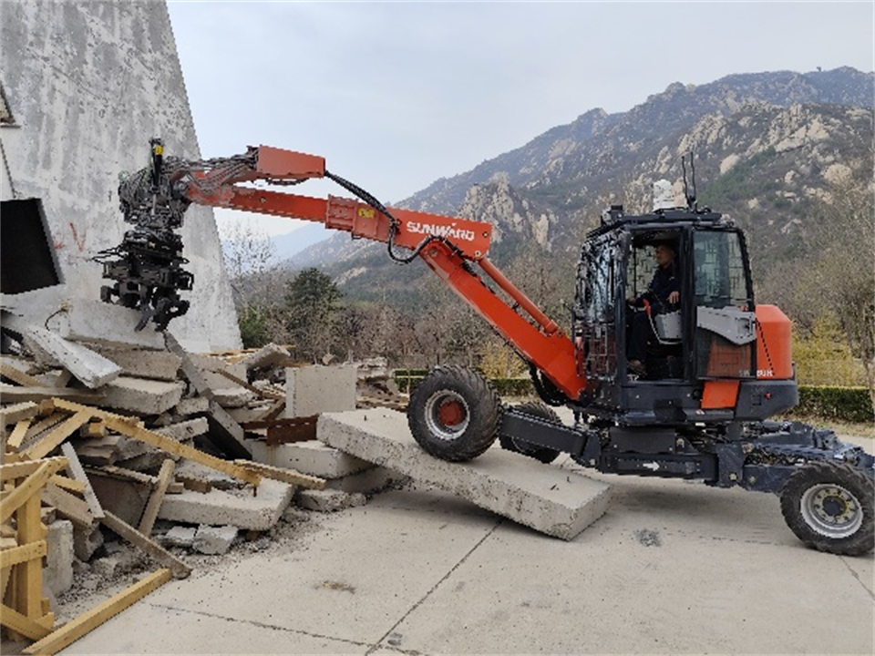 yp街机特装重大地形灾难应抢救援机械人入选工信部《先进清静应急装备推广目录（工业领域2024版）》