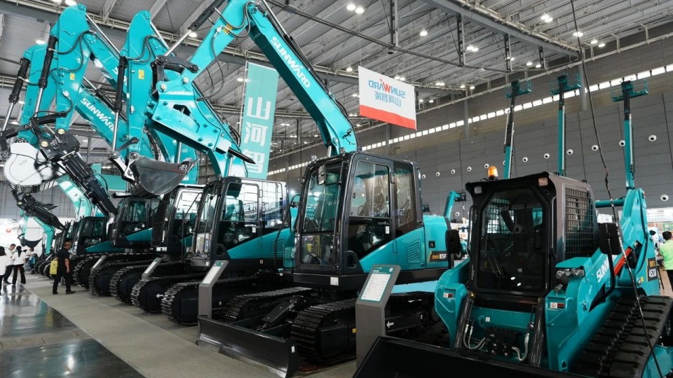 2025 CICEE | 从简单工具迈向多元化解决计划，，，，，yp街机智能泛起非凡挖掘机风范