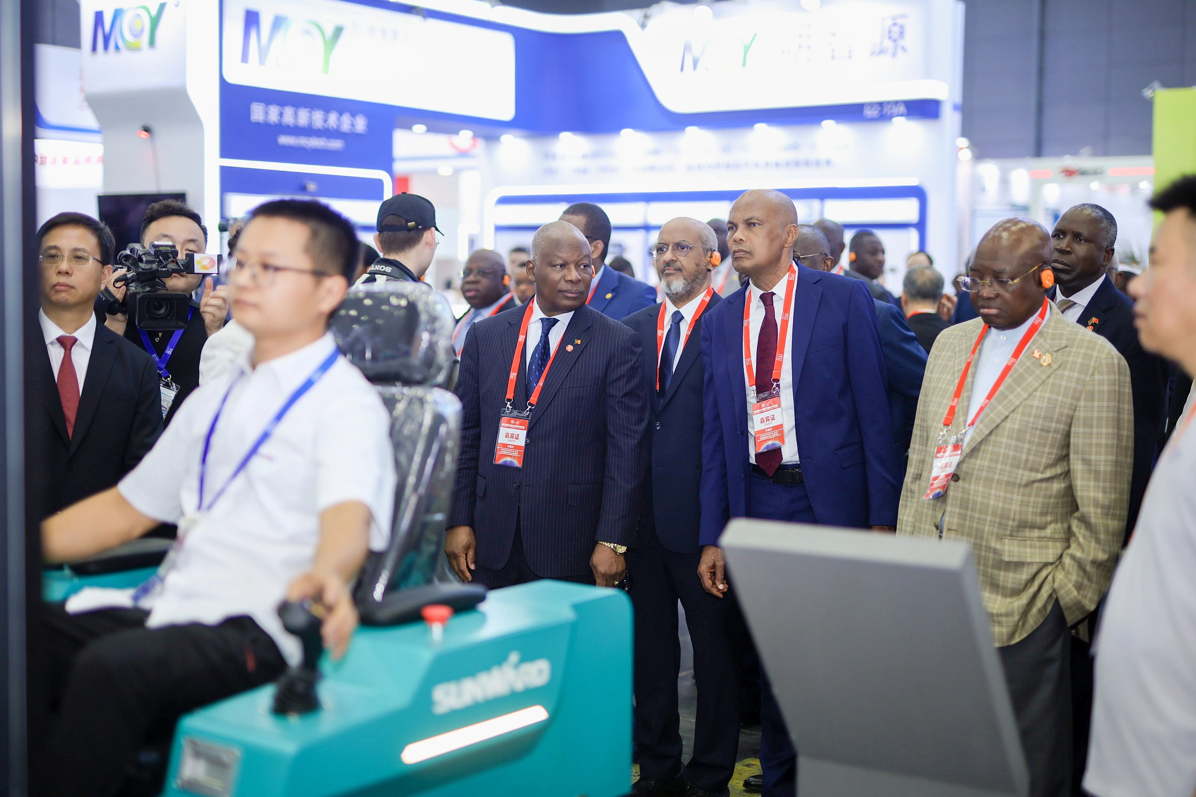 2025 CICEE | 圆满收官！yp街机智能展区亮点精彩回首