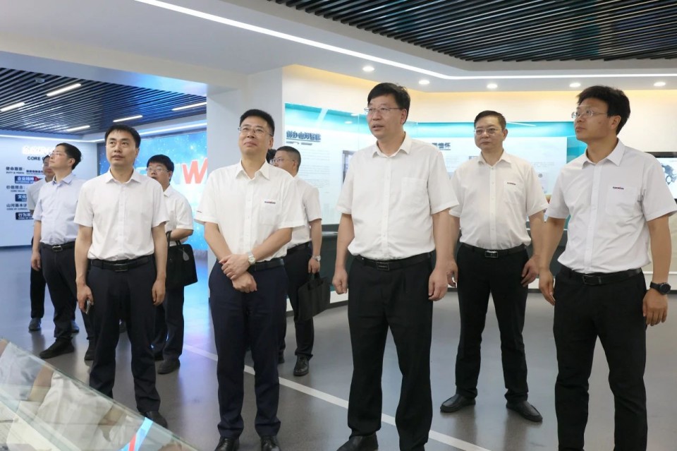 中国工程院院士、中南林业科技大学党委书记吴义强一行到yp街机智能开展访企拓岗活动