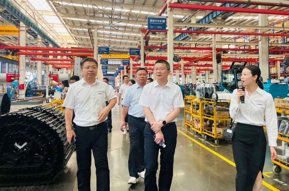 深化协同，，，，，，，同营生长！中铝国际董事长李宜华、长沙有色院董事长谭荣和到访yp街机智能