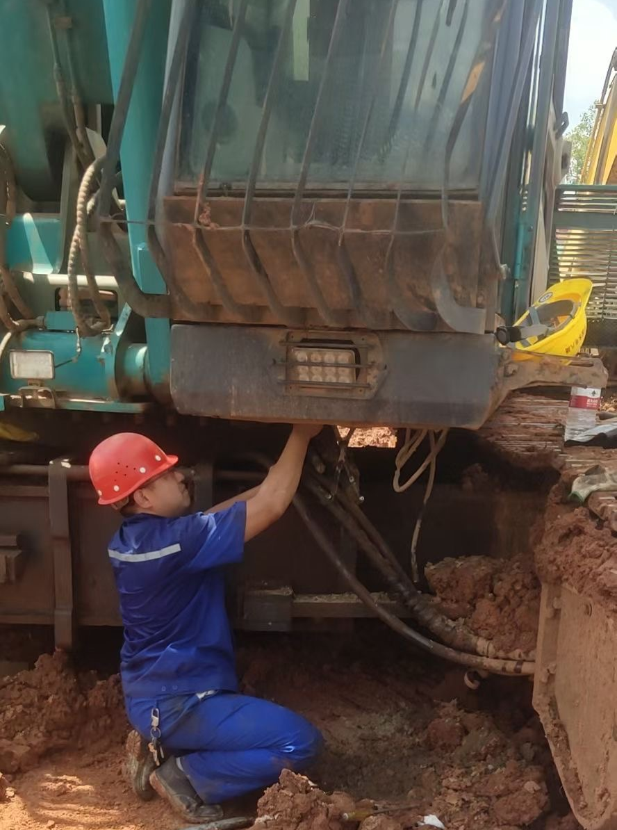 yp街机智能开展“品质yp街机 专心折务”湖南站客户走访活动，，，协同探索行业新生长路径