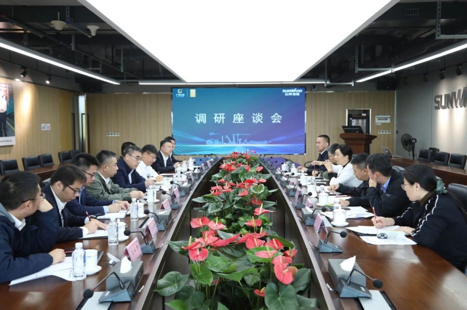 聚焦应急装备研爆发产，，，，，共探实战适配新路径——广州市应急治理局党委书记、局长叶芳调研yp街机智能