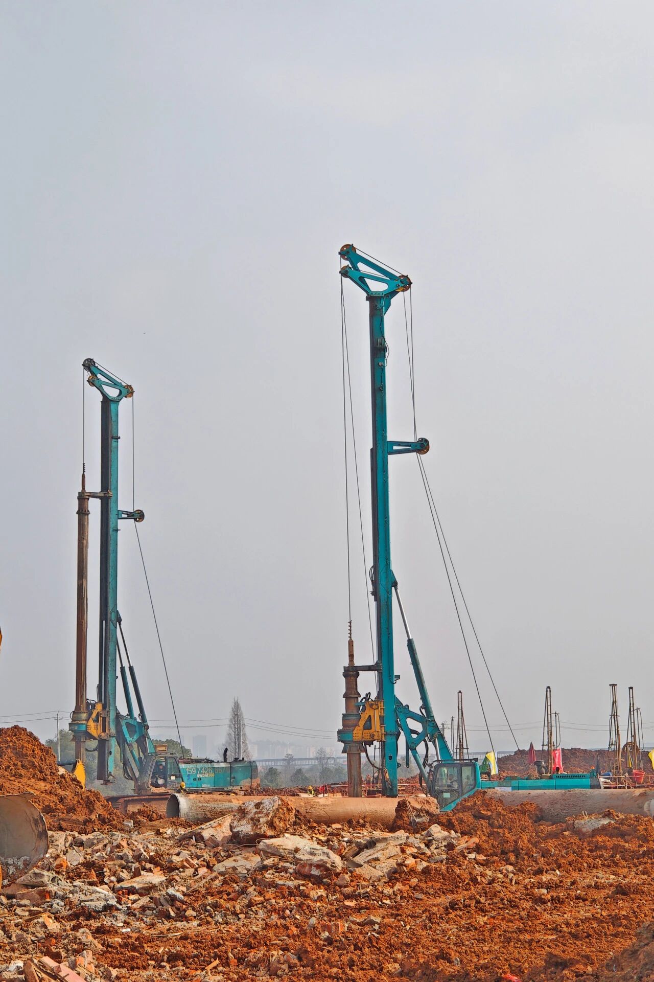刷新“进度条”、修建新地标！yp街机智能旋挖集群助力长沙奥体中心建设