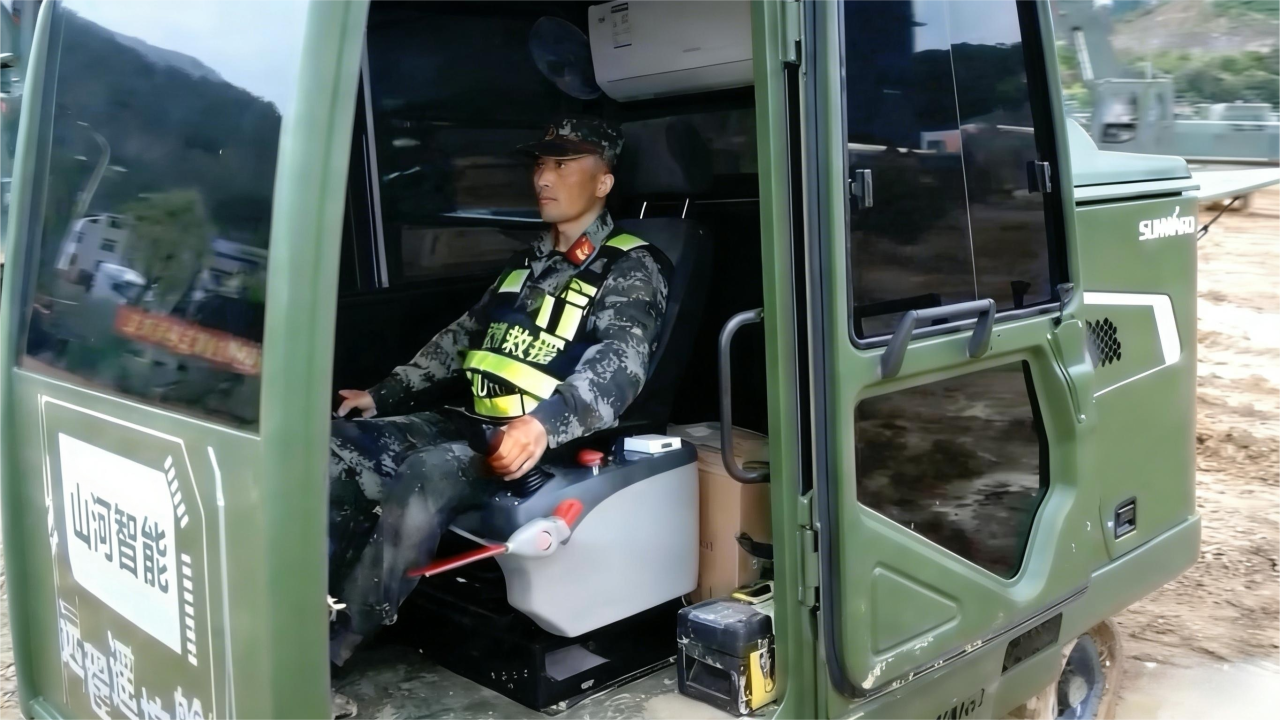 智能？？？？？？？？赝诰蚧衿篮南省制造业单项冠军，，，彰显yp街机智能立异实力